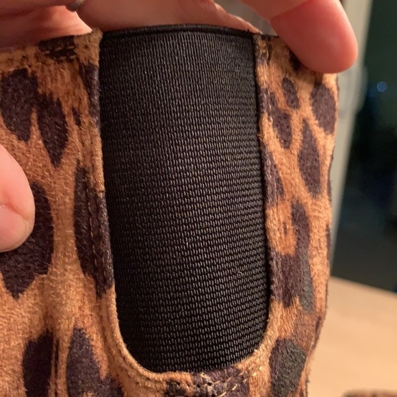 True Craft Women’s Leopard Slouch Boots Size 6 - Picture 8 of 8